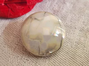 Bouton ancien en verre effet craquelé mordoré vert diamètre 1,7 cm D9E - Bild 1 von 3