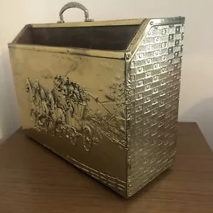 Vintage Embossed Brass/Wood Magazine Rack, Handle Old English Horse & Carriage S - Picture 1 of 4