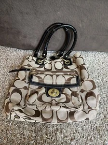 Cartera COACH F15689 Tela Logo Cuero y Borde de Latón Usada en Excelente Condición - Imagen 1 de 11