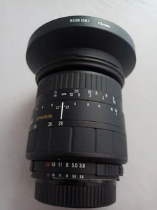 Sigma AF Zoom 28-200mm D F3.8-5.6 Aspherical for Nikon With Hood And Rear Cap - Picture 1 of 5