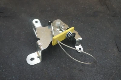 Transmission Lock Disengage Cable Bracket Ad43-7j168-ab Aston Martin Rapide S 14 - Image 1 of 4