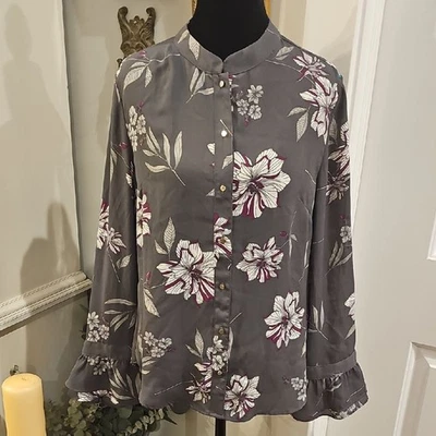 Blusa BANANA REPUBLIC Gris Floral Abotonada Talla Pequeña Cottagecore Grannycore Foto 1 de 4