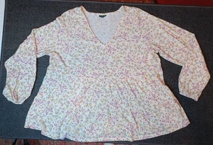 Top Torrid Talla 3 Estampado Floral en Niveles - Imagen 1 de 7