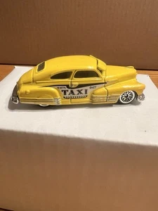 Hot wheels 2003. ‘47 chevy fleetline taxi 1/64 - malaysia - Picture 1 of 8