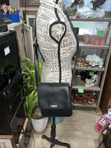 Cartera Nine West Bandolera de Cuero con Cremallera Muchos Bolsillos - Imagen 1 de 8