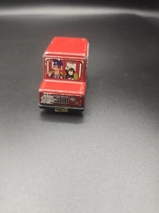 1983 POSTMAN PAT ROYAL MAIL POST VAN ERTL WOODLAND ANIMATIONS 3 CM DIE-CAST VAN - Picture 1 of 4