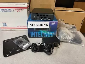 Intel NUC7i3DNH i3-7100U /8GB-RAM /128GB M2 SSD / Win-11 Prof. - Mint cond. - Picture 1 of 5