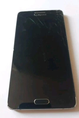 Samsung Galaxy A5 (2015) 16Go Noir - Photo 1/2