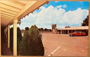Postal de colección suburbana Las Cruces Nuevo México Bel-Air Motel Plymouth c1950 - Imagen 1 de 6