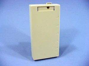 Leviton 41089-6IP Marfil 6 Puertos Quickport Compacto Montaje Superficial Carcasa Caja - Imagen 1 de 5