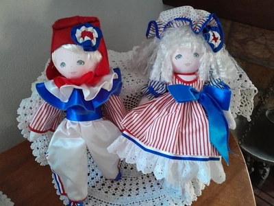 RARE VINTAGE COLLECTOR LOT 2 POUPEES MUNDIA CHIFFON REVOLUTION FRANCAISE 36 CM - Photo 1/4