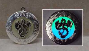 DRACHE LEUCHTET im DUNKELN Silber Rund Foto Medaillon Halskette Fantasy Steampunk - Bild 1 von 5