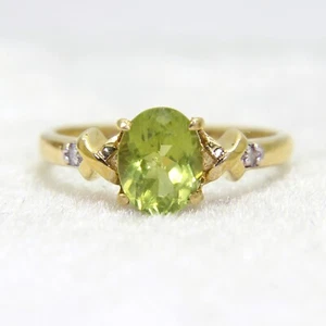 Anillo de oro amarillo de 9 quilates con apatita verde y diamantes K 1/2 ~ 5 1/2 - Imagen 1 de 8