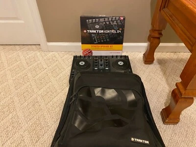 Usado Kontrol S2 / Raro Trolley Bag - Paquete de vinilo Kontrol s4 (sin usar).  Foto 1 de 4