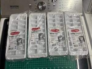 4er Pack Lot Rubbermaid Easy Release2867 Eiswürfelform Kunststoff weiß rechteckig - Bild 1 von 4