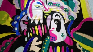 GRAND FOULARD CARRÉ  100 % SOIE  - 110 x 100 cm - Imagen 1 de 4