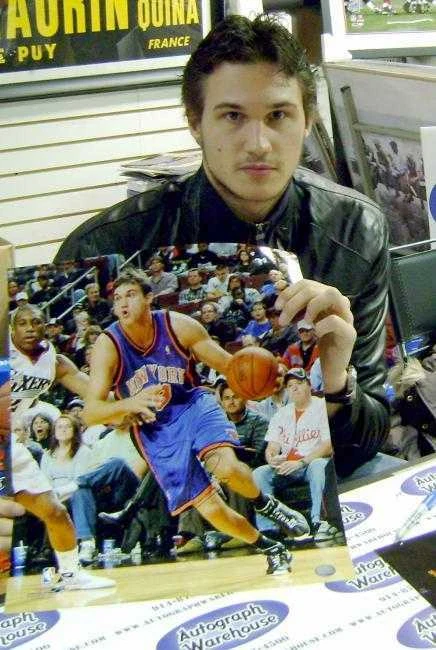 Danilo Gallinari autographed 16x20 photo (New York Knicks now with Celtics star) - Image 1 of 1