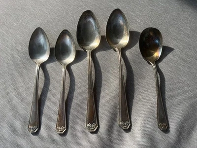 Cubiertos chapados en plata vintage - Wm Rogers & Son "Lancaster" lote de cucharas 1939 Foto 1 de 4