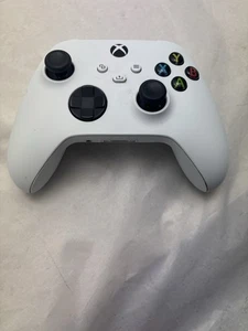 Offizieller Xbox Series X & S Wireless Controller - Robot White - Bild 1 von 4
