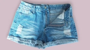 Shein Light Wash Jeansshorts - Größe L / 175/74B - Distressed & Rollsaum - Bild 1 von 6