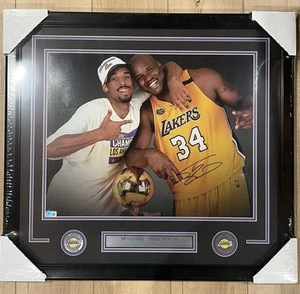 Shaquille O'neal Lakers Signed 16x20 Photo Framed With Kobe Bryant Beckett COA - Picture 1 of 5