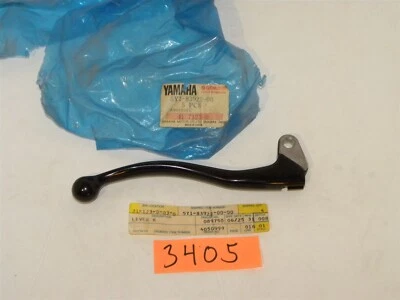 YAMAHA NOS 5Y1-83922-00 NEW RIGHT LEVER BLACK XT200 XT550J XT250 XT125 XT550  Foto 1 de 2