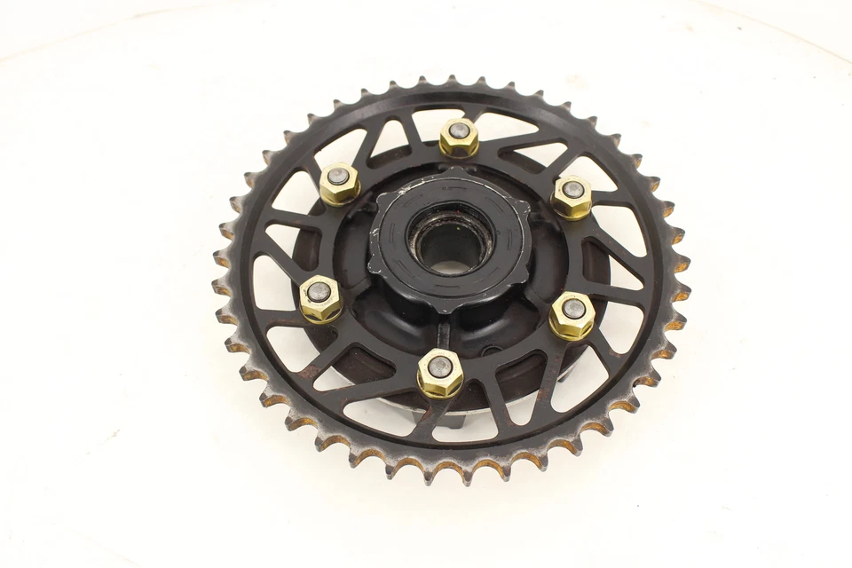 Juego de tuercas de buje central piñón trasero Suzuki GSXR1000 2011 64610-47H00 Foto 1 de 4