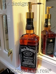 Jack Daniel's dispenser con bagnoschiuma al Sandalo - in bott. da 70 cl - Foto 1 di 3