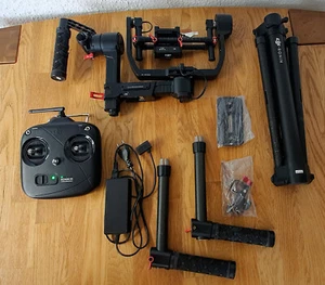 DJI Ronin-M Professioneller Bildstabilisator 3-Achsen Gimbal - Bild 1 von 7