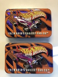 Hot Wheels 4 Decks versiegelte Spielkarten in 2 Sammeldosen - Bild 1 von 9