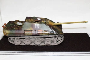 Kit Modelo Alemán Jagdpanther PzAbt 654 Pro Construido Profesionalmente Tanque Escala 1:35 - Imagen 1 de 5