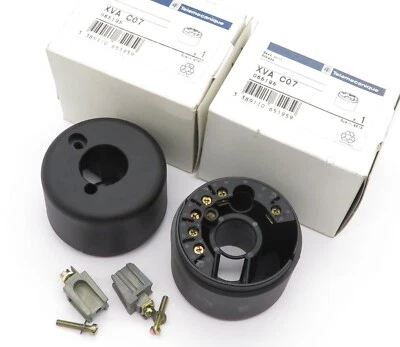2x Telemecanique XVA C07 Anschlusselement für Signalsäulen Lichtblitz Base Unit - Bild 1 von 3