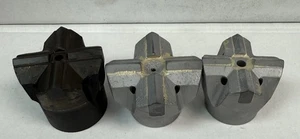 Lote de 3 brocas de roca usadas buenas de acero al carburo rosca H de 2-1/2” 2-1/4” y 2” - Imagen 1 de 9