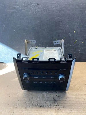 Nissan Pathfinder 2013 a 2016 radio temperatura control climático OEM S3021 DG Foto 1 de 4