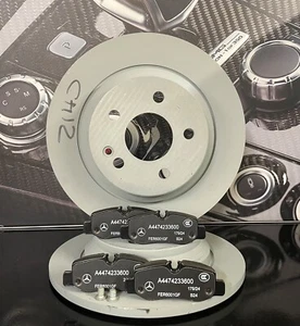Genuine Mercedes-Benz W447 Viano V200 220 250 300 Rear Brake Discs & Pads Kit - Picture 1 of 10