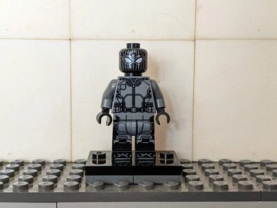 Костюм-невидимка Человека-паука LEGO Marvel Superheros отличное состояние товара 76128 - Изображение 1 из 2