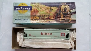 New HO Scale Athearn Blue-Box Burlington Route Hopper Car CB&O 184507 Gray - Picture 1 of 5