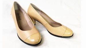 Rose Petals by Walking Cradles Camel Cap Toe Pumps Heels 8.5 Wide - Picture 1 of 3