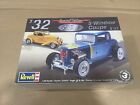 Revell 85-4228 1:25 '32 Ford 5-Window Coupe 2'n1 Factory Sealed Kit