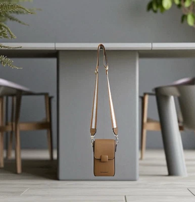 Bolso sin asas Montana West pequeño bandolera de cuero sintético tostado para teléfono celular Foto 1 de 4