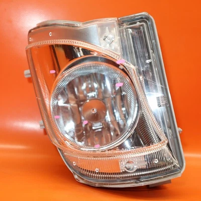 LEXUS IS250 IS350 FOG LIGHT RIGHT PASSENGER 2006 2007 2008 2009 2010 OEM - Image 1 of 4