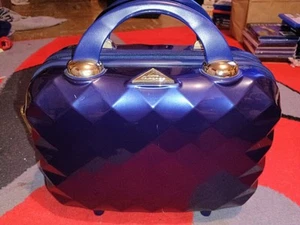 Triforce Hardside Beauty Case New with Tags Navy Blue with Floral Print Inside - Picture 1 of 12