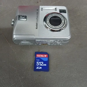 Kodak EasyShare C330 Digital Camera 4.0MP, 3X Zoom, Silver - Picture 1 of 5