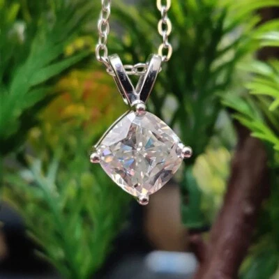 4.60 Ct Treated Off White Diamond Solitaire Pendant 925 Silver Pendant - Image 1 of 4