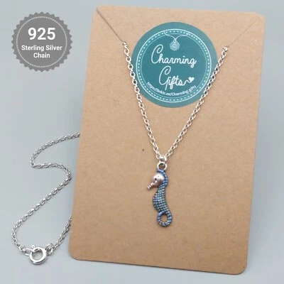 Collar con dije de caballito de mar - regalo de joyería de plata inspirado en el océano para ella Foto 1 de 4