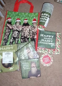 DUCK DYNASTY CHRISTMAS PARTY SUPPLIES~NAPKINS,CUPS,TABLECLOTH, COASTERS & BAG - Picture 1 of 1
