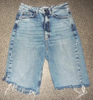 Damen Jeanshose Shorts Blau Fransen Gr. 34 Zara - Bild 1 von 4