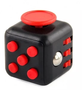 50 (FÜNFZIG STÜCK) Fidget Cube Stressabbau sensorisches Spielzeug Hand Angst ADHS Autismus  - Bild 1 von 9