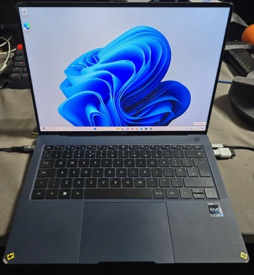 Huawei MateBook X Pro 2023 i7 13th GEN 1360P 16GB DDR5 RAM 512GB SSD 3K 14.2inch - Image 1 of 4