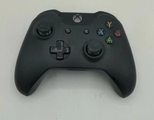 Microsoft Xbox One Wireless Controller - Black Model 1537 Tested Excellent Clean - Picture 1 of 4